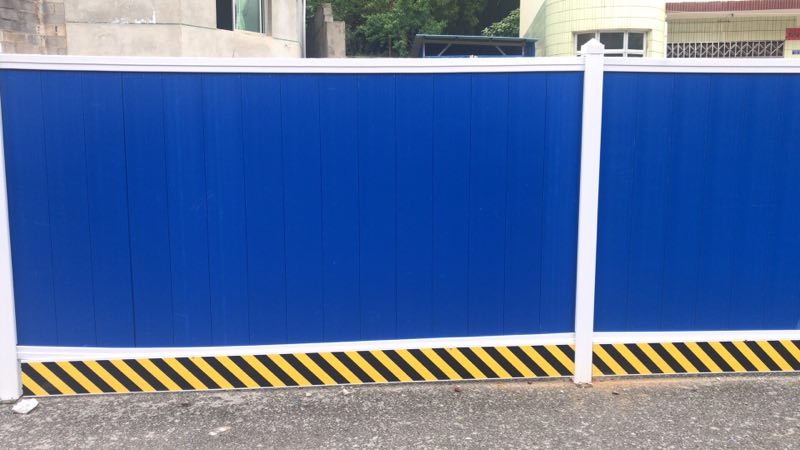 西藏黄家湖工地围挡施工